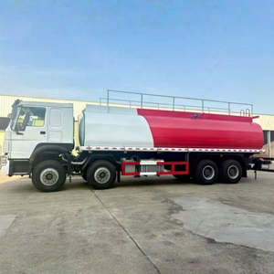 รถบรรทุกน้ำมันดีเซล จีน ซิโนทรัค ฮาวเว่ 30000 ลิตร รถส่งน้ำมัน 8x4 - Product Image 3