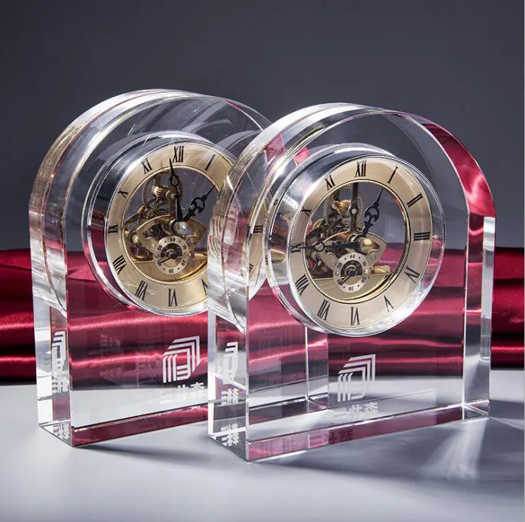 Il più recente premio trofeo in cristallo Glitter oro con vetro ad arco per paperweght