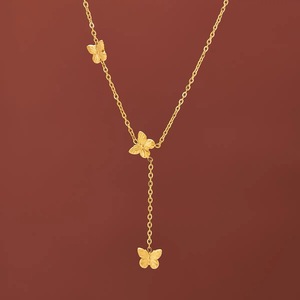 Collier polyvalent YF8024 avec pendentif <span class=keywords><strong>papillon</strong></span> et pompon pour femme, plaqué or 18 carats, en acier inoxydable étanche, chaîne de clavicule, idéal pour les cadeaux - Product Image 1