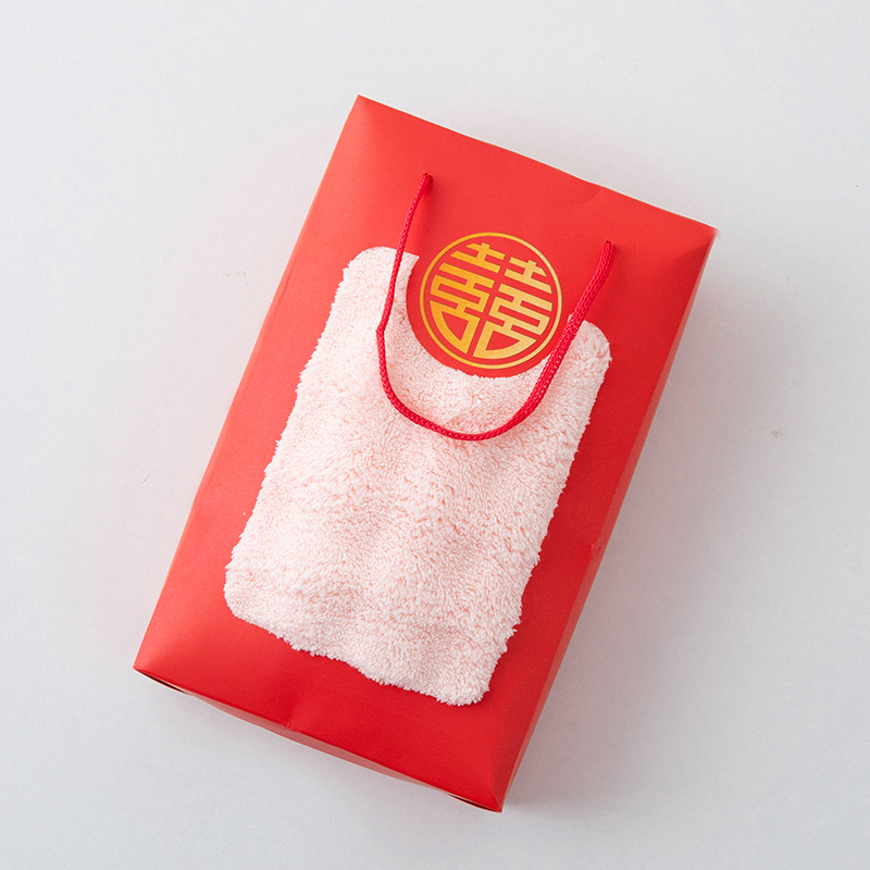 Coffret cadeau rouge unique