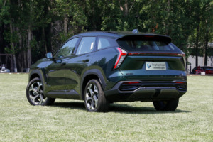 2023 pour Starray 1.5TD SUV |   SUV Turbo d'occasion de haute qualité, conduite à gauche, intérieur cuir foncé, jantes R19, boîte DCT 7 vitesses, à vendre - Product Image 6