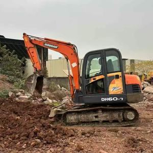 Mini machines de terrassement originales Doosan DH60-7/DH60/DH75 Mini pelle d'occasion Assurance qualité Excavatrice à prix réduit par les pairs - Product Image 3