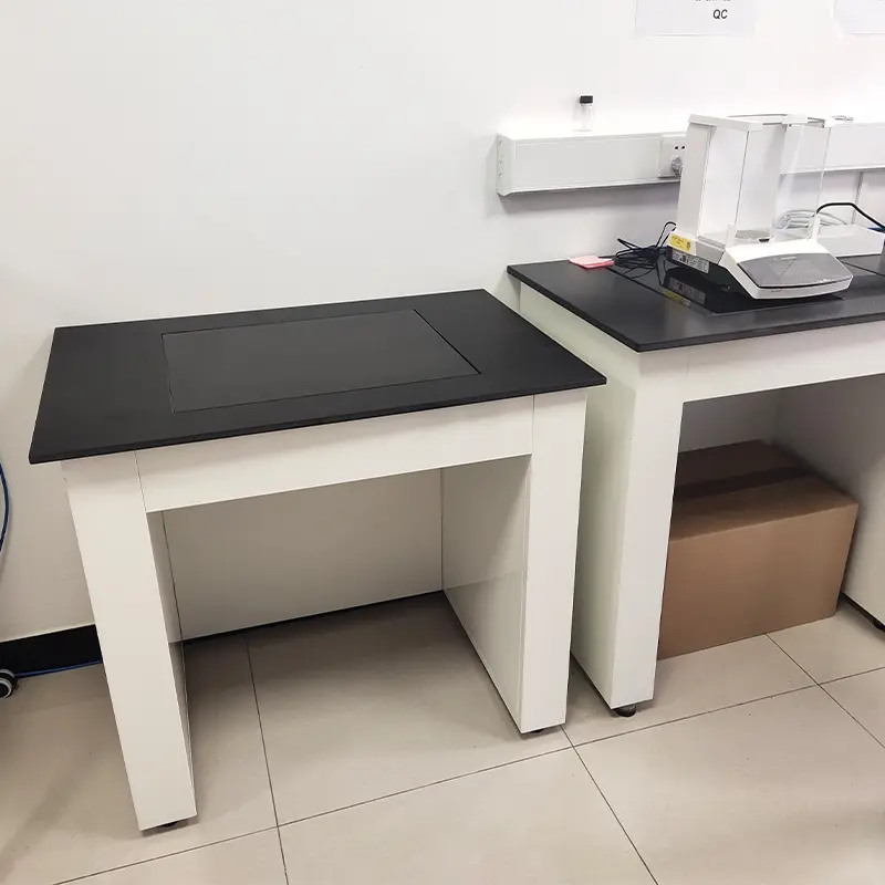 衝撃保護プラットフォーム現代のラボテーブル学校用実験室用家具