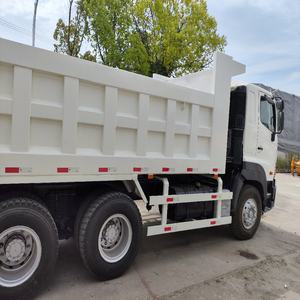 Camion à benne basculante HINO 700 6x4 d'occasion d'origine du Japon, Euro 4, boîte de vitesses manuelle à 10 rapports, moteur diesel - Product Image 5