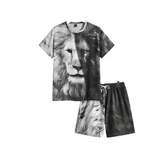 Ensemble T-shirt et short de sport respirant pour homme avec logo personnalisé, imprimé lion 3D, 100 % polyester, décontracté chic, directement de l'usine - Product Image 1