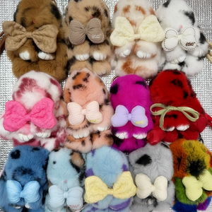 Nouveau porte-<span class=keywords><strong>clés</strong></span> lapin léopard mignon et moelleux, peluche, porte-<span class=keywords><strong>clés</strong></span> lapin, anneau en alliage, porte-<span class=keywords><strong>clés</strong></span> en peluche, porte-<span class=keywords><strong>clés</strong></span> lapin tacheté, pendentif - Product Image 1