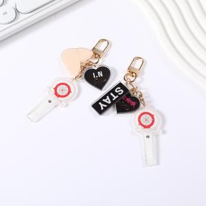 Kpop ชุดพวงกุญแจพลาสติก3ชิ้นสำหรับเด็กจรจัด (G)I-DLE Felix พวงกุญแจอะคริลิคสองด้านสำหรับจี้อุปกรณ์เสริม - Product Image 5