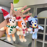 Porte-clés chapeau de chien de Noël en peluche, jouets en peluche de dessin animé de 4 pouces, jouets pour machine à griffes, pour sacs de fête d'enfants, faible MOQ