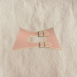 Pegamento superior de zapatos de cristal de grado blanco en zapatos de sandalia como decoración Venta caliente - Product Image 6