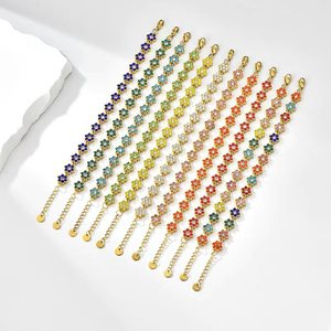 Bracelet Tennis Fleur Trèfle en Acier Inoxydable Plaqué Or 18K avec Strass et Chaîne Maillons pour Femme – Idéal Cadeau - Product Image 2