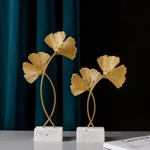 Nordic Simple Light Luxus, Golden Ginkgo Leaf Ornamente Home Wohnzimmer Desktop-Dekoration Metall Handwerk/