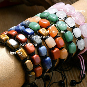 กำไลข้อมือหินธรรมชาติรูปทรงสี่เหลี่ยมผืนผ้าแบบถักปรับได้ กำไลหินบำบัดแบบถัก ขายส่งตามสั่ง - Product Image 1