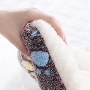 Tapis de <span class=keywords><strong>lit</strong></span> pour animaux de compagnie ultra doux et simple à 3 couches Fasnlon, réutilisable, anti-morsure, pour chiens et chats, couvertures portables. - Product Image 4