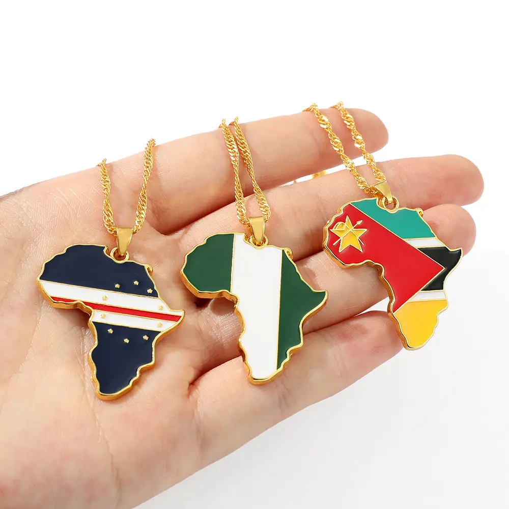 Collar de acero inoxidable con diseño de mapa de países africanos, insignia de color esmaltado con logotipo personalizado, 18 quilates