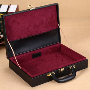 Wetrust Real Estate Delivery Key Box Maletín de cuero PU <span class=keywords><strong>con</strong></span> publicidad para entrega de maletas y propósito de regalo - Product Image 1