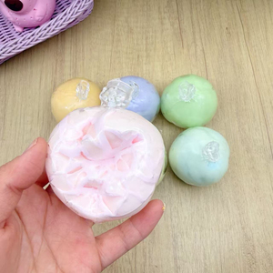 ลูกบอลบีบมือทำจากขี้ผึ้งกรอบๆ นุ่มนิ่ม บีบแล้วมีเสียง ช่วยคลายเครียด - Product Image 6