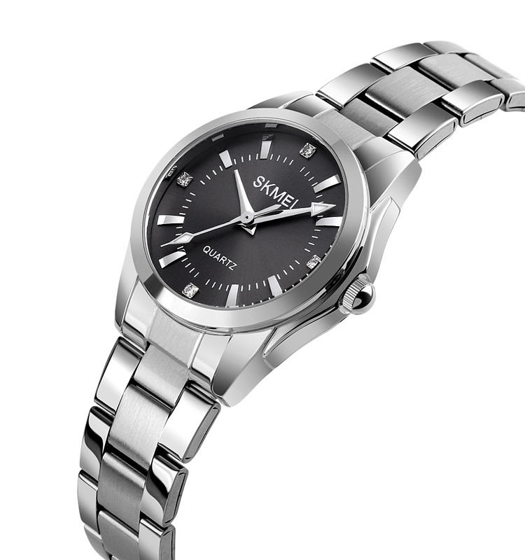 สีเงิน/สีดำ