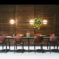 Lampes suspendues en verre simples modernes personnalisées en usine pour le lustre d'éclairage décoratif de couloir extérieur de chambre à coucher de salon