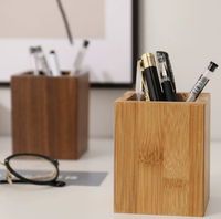 Porte-stylos carré en bambou, organiseur de bureau en bois massif, personnalisable (matériaux et logo)