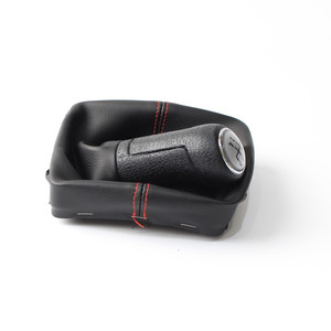 Funda de cuero para palanca de cambios de coche, diseño ergonómico para Volkswagen Polo 5, 6 velocidades - Product Image 1