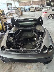 Cubierta de panel Tonneau superior convertible trasera usada original para <span class=keywords><strong>Ferrari</strong></span> <span class=keywords><strong>F430</strong></span> OEM 66461700 - Product Image 4