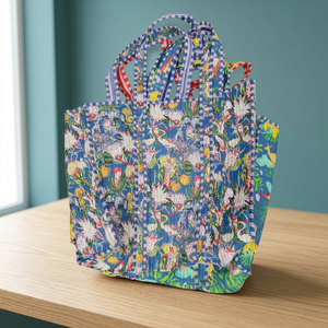 Sac fourre-tout en coton matelassé imprimé à la main en Inde, motif floral bleu safari et flamant rose, sac à bandoulière en gros - Product Image 3