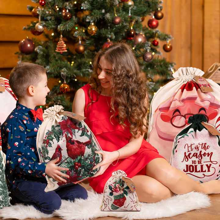 Wholesale Custom Merry Christmas Design Gift Bags Drawstring Muslin Bag