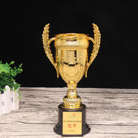 Produsen Piala Kompetisi Kuku Custom Murah, Piala Resin Rugby Hoki, Piala Olahraga