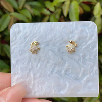 1 paire de clous d'oreille en cuivre plaqué or 18 carats en forme de cœur d'étoile de mer de style marin vintage
