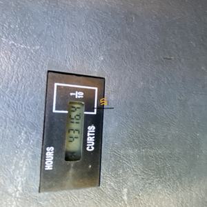 Excavatrice sur chenilles Hyundai 330Lc-9s d'occasion à vendre, haute performance et faible nombre d'heures de fonctionnement - Product Image 4