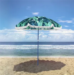 Payung Pantai Luar Ruangan, Daun Hijau Cetakan Penuh Batang Logam dengan Rumbai //