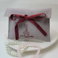 Sac enveloppe en velours recyclable personnalisé pour chapeaux, vêtements, livres - Emballage de luxe avec impression de logo, cadeau promotionnel