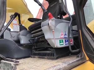 Komatsu รถขุดดินแบบใช้ใน PC220-7รถขุดตีนตะขาบรถมือสองยี่ห้อ PC220-7ญี่ปุ่น - Product Image 5