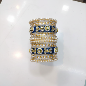ชุดกำไลข้อมือและสร้อยข้อมืออะคริลิคประดับมุกและหินคุนดันชุบทองสำหรับผู้หญิง เครื่องประดับสไตล์ชาติพันธุ์สุดหรูสำหรับงานเทศกาลและงานแต่งงาน - Product Image 2