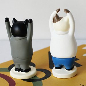 Cartoon Cat Figurine In Suit Resin Miniature Home Desk Decoration Artistic Craft Zhejiang Origin - Product Image 4