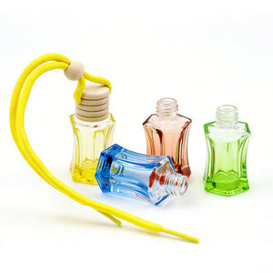 Flacon diffuseur de parfum carré en verre vide de 8 ml avec bouchon à vis pour parfum de voiture et diffuseur à bâtonnets - Product Image 5