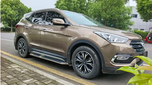 Santa Fe 2018 Usado, Automático, 4x4, 7 <span class=keywords><strong>Plazas</strong></span>, SUV Inteligente, Volante a la Izquierda, Interior Oscuro, R18, Tapicería de Tela, Auto de Segunda Mano Barato - Product Image 3