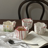 Mug en céramique artisanal peint à la main, style industriel Instagrammable, motif ours adorable et étoile, avec plis irréguliers, pour café et gâteaux