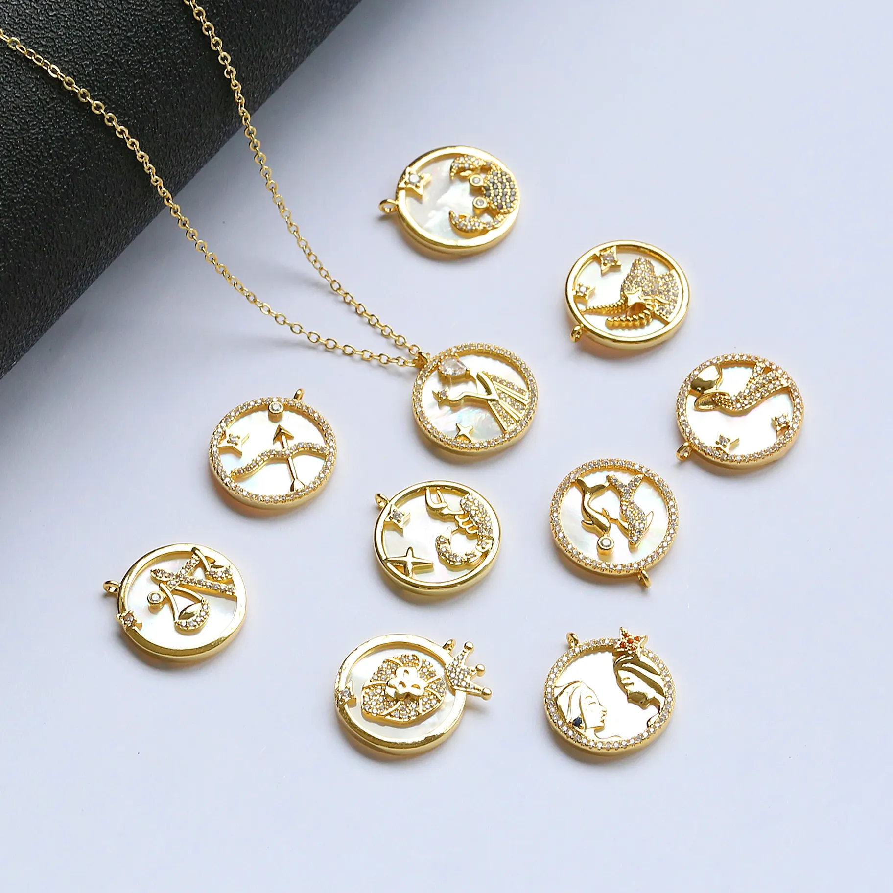 Female Elegant 18 Inch Natural Pearl Shell Astrology Constellation Horoscope 12 Star Sign Zodiac Round Pendant Necklace