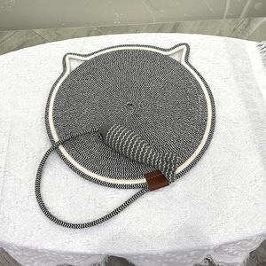 Alfombrilla para rascar gatos 2 en 1, cuerda de algodón tejida, almohadilla de juego para mascotas, pez de hierba gatera de felpa a rayas para gatos de interior, perros, función interactiva - Product Image 2