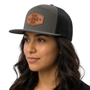 Casquette de pêche personnalisable en polyester/coton avec patch en maille, style mode, 7 panneaux, non structurée, à visière plate, type snapback ou trucker - Product Image 1