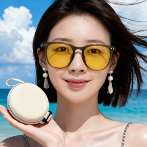 Foldable Polarized Sunglasses Full Rim Rectangle UV400 Unisex Beach Wear With Round <b>Case</b> - Product Image 3