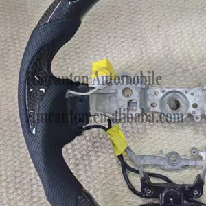 Volante de Cuero Perforado y Fibra de Carbono para Autos CT200/ES/GS/RX/IS, Venta al Por Mayor - Product Image 6