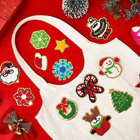 Patch brodé en chenille personnalisé pour Noël, motif 3D Père Noël et sapin, thermocollant, écusson de fête écologique pour vêtements, chapeaux et sacs