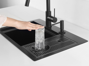 Évier de bar à cuve unique en acier inoxydable noir avec rince-verre et planche à découper - Product Image 5