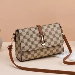 Trendy design shoulder handbags purse clutch with long strap quilted small crossbody bag for women