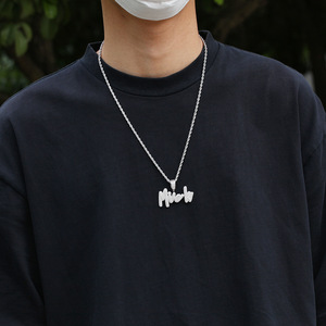 Collier en cuivre à double couche avec lettres cursive, style punk, personnalisable avec pendentif nom en zircon, création TD - Product Image 3