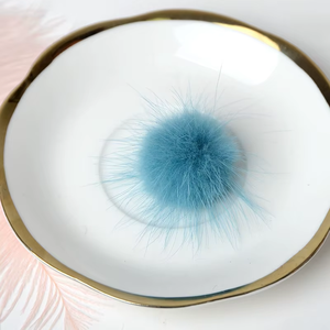 Botón Snap Sombrero de invierno para mujer Gorro grande 13cm 15cm 18cm Bola de pompón de piel de mapache real - Product Image 3