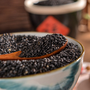 Tangyuan pieno di riempimento completo di sesamo nero dolce L-C424 all'ingrosso con un perfetto trattamento gommoso dolce - Product Image 2