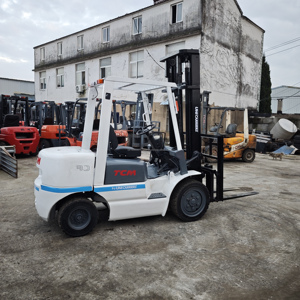 Handling Machinery Using TCM30 Forklift 3 Tons TCM30N <b>Used</b> Forklift in Good Condition FD30T3C Mini Forklift Sold Worldwide - Product Image 6